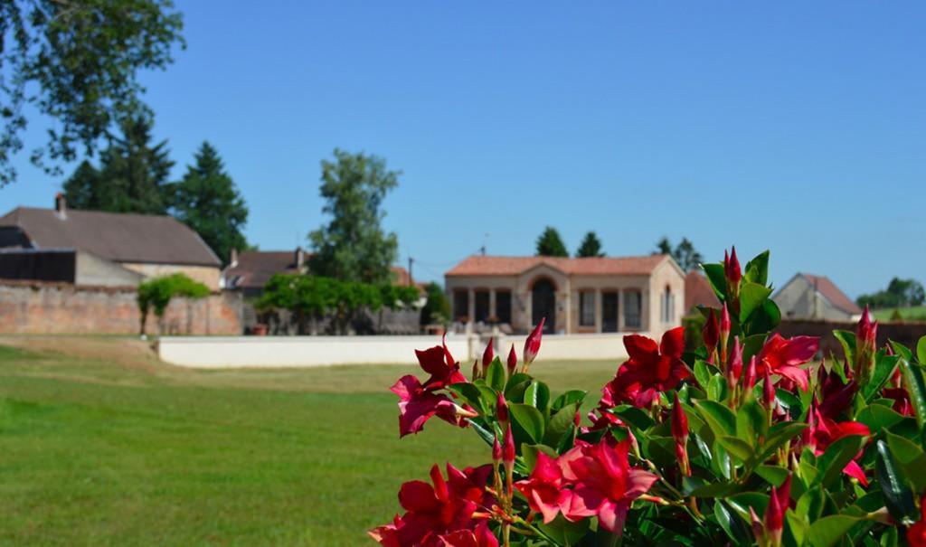 Отель Chateau De Flammerans Экстерьер фото